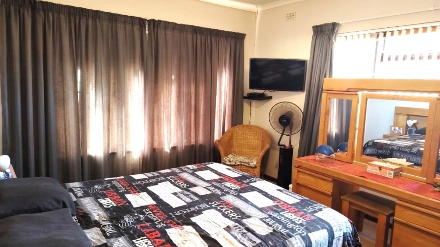 3 Bedroom Property for Sale in Vredenburg Western Cape